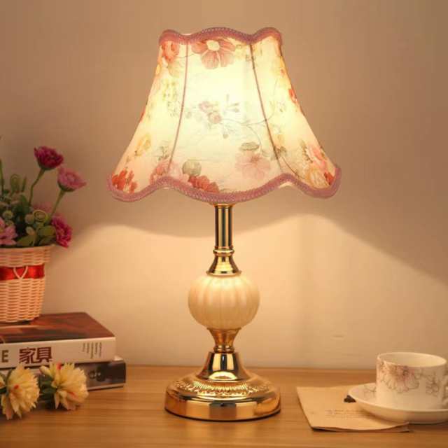 テーブルライト LED 北欧モダン ベッドサイドランプ 卓上照明 照明器具 コンセント式 セラミック スタンドライト 卓上ライト間接照明 おしゃれ